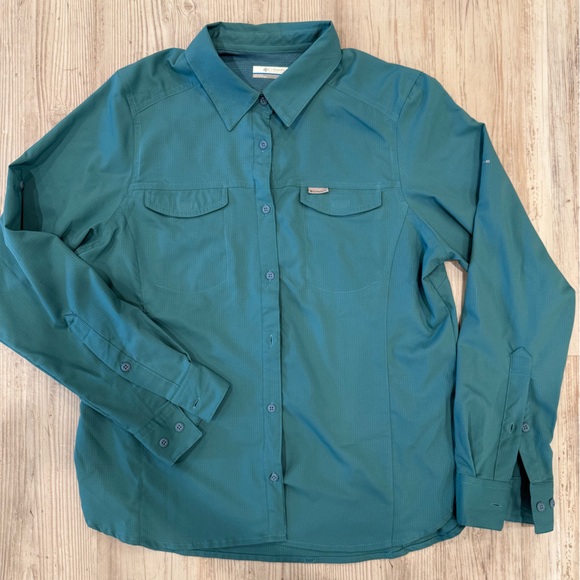 Women's Teal Button-Down Shirt - Picture 1 of 2